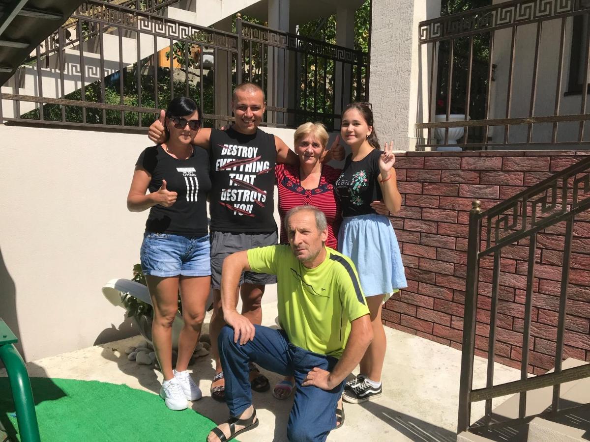 Guest House Bagrat New Athos Bagian luar foto